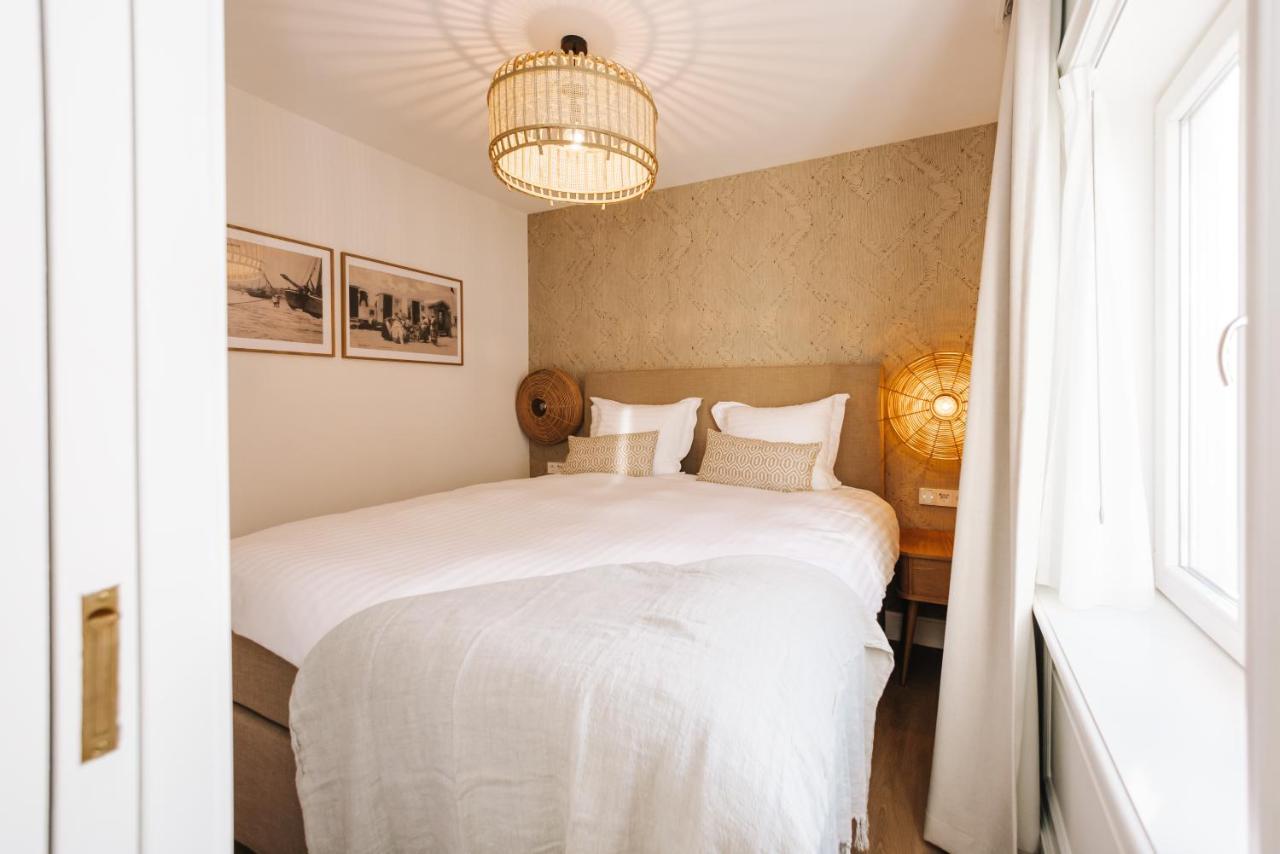 Zeestraat @amsterdam Hotel 4*