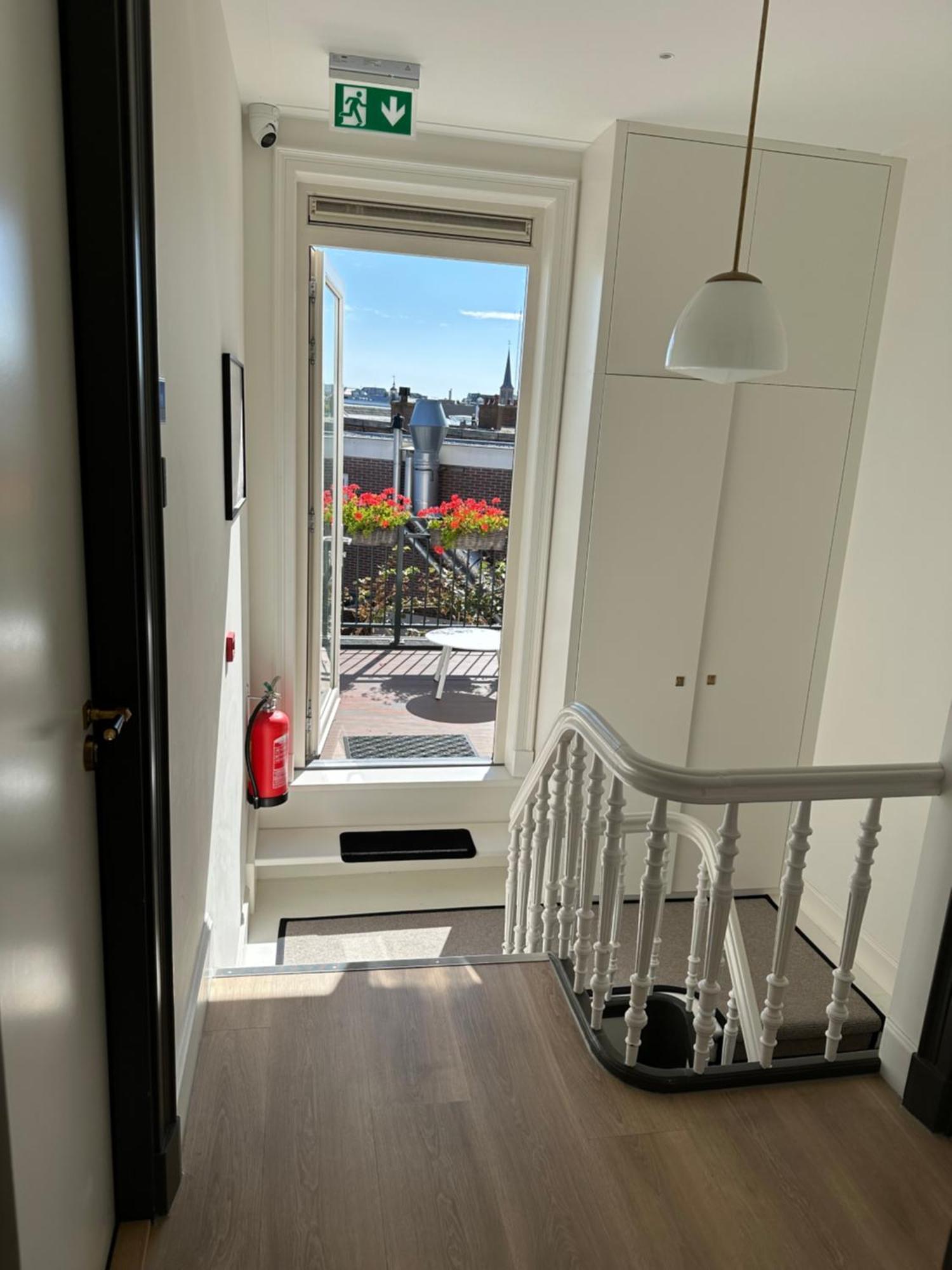 Zeestraat @amsterdam Hotel 4*